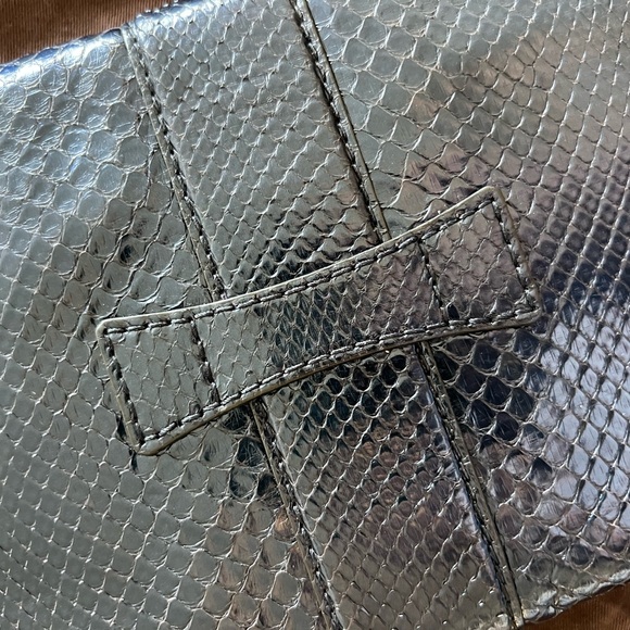 Vintage Gucci Python Soft Python Stirrup Clutch Purse Navy - Picture 8 of 10